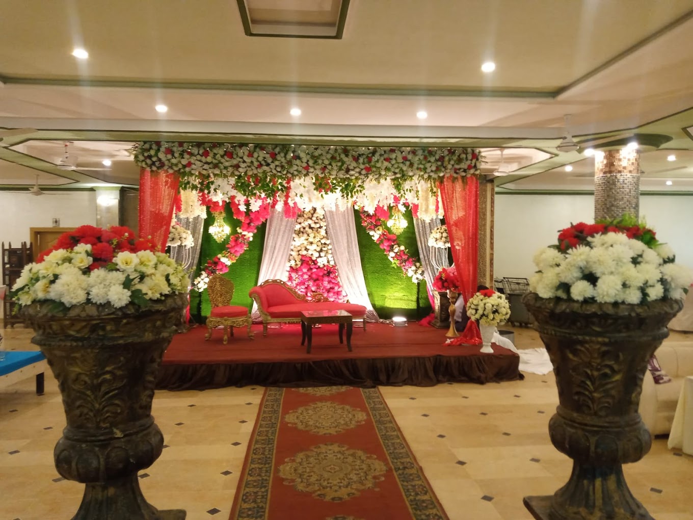 Rayans Marquee - Guest Capacity, Pricing & Event Booking Info