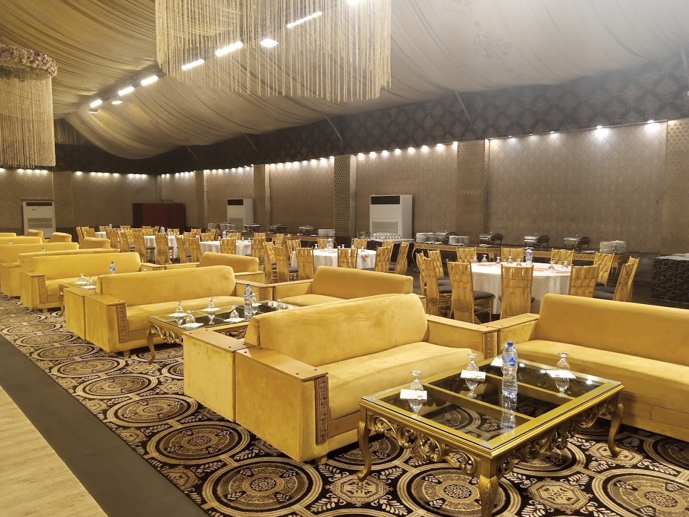 Royal Fort Marquees - Capacity, Prices & Booking Details