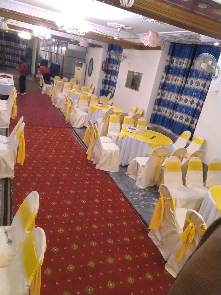 Dream Palace - Guest Capacity, Offers & Booking Details