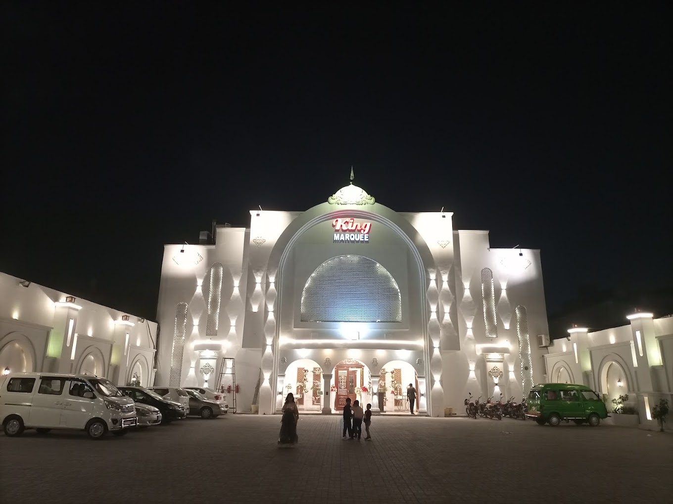 Image of King Marquee King Marquee