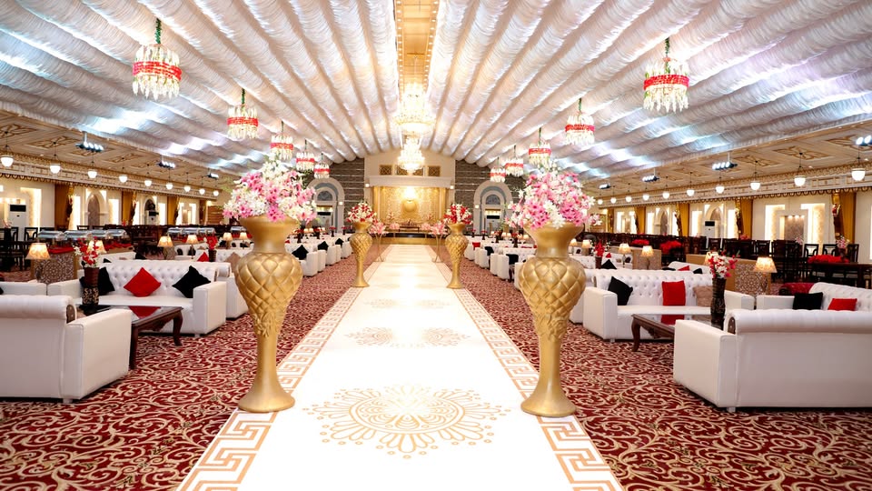 Cover image of Dream Valley